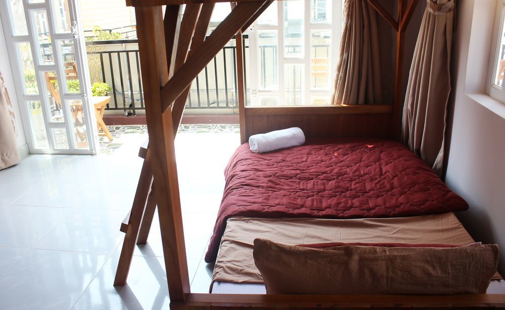 Tree House Hostel Далат Экстерьер фото